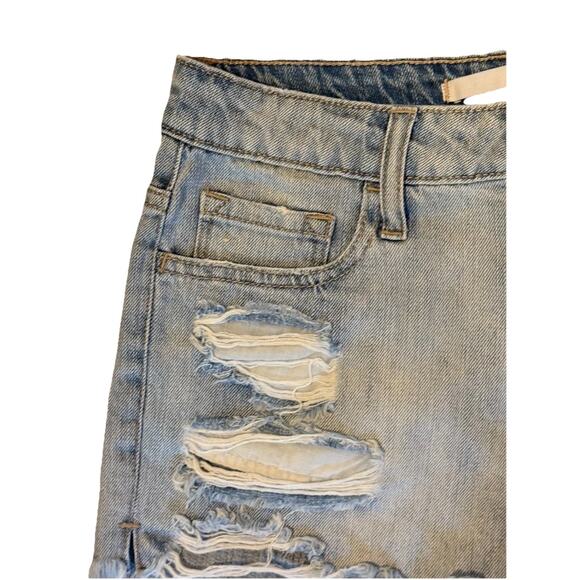 Klique B. Jean Shorts Womens Size 25 Blue Denim Pockets Distressed Hem Deets - Picture 5 of 9